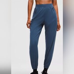 LULULEMON Women's Blue Adapted State High-Rise JoggerSleek. Size 4.